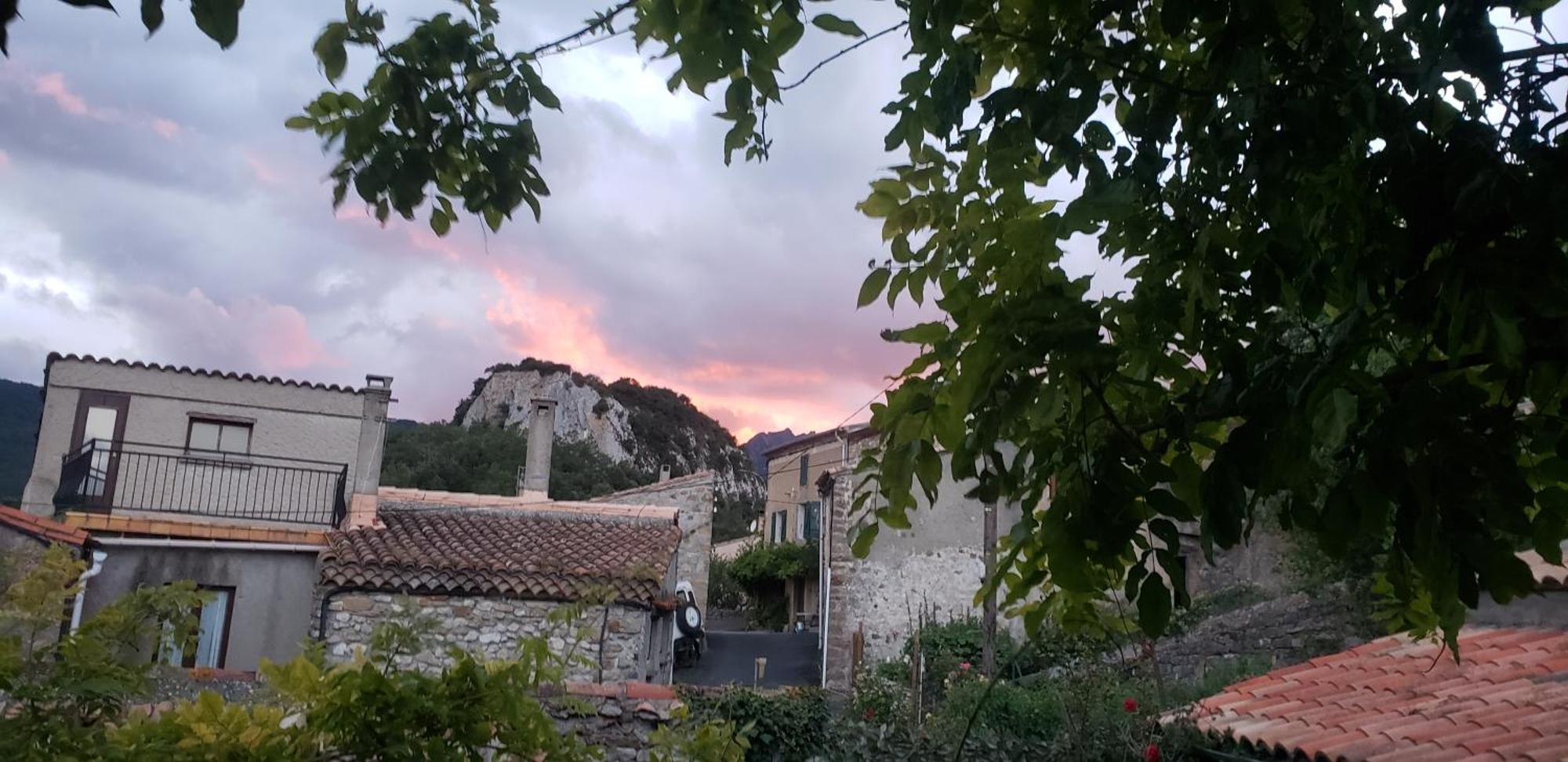 Appartamento le balcon Camps-sur-l'Agly Esterno foto